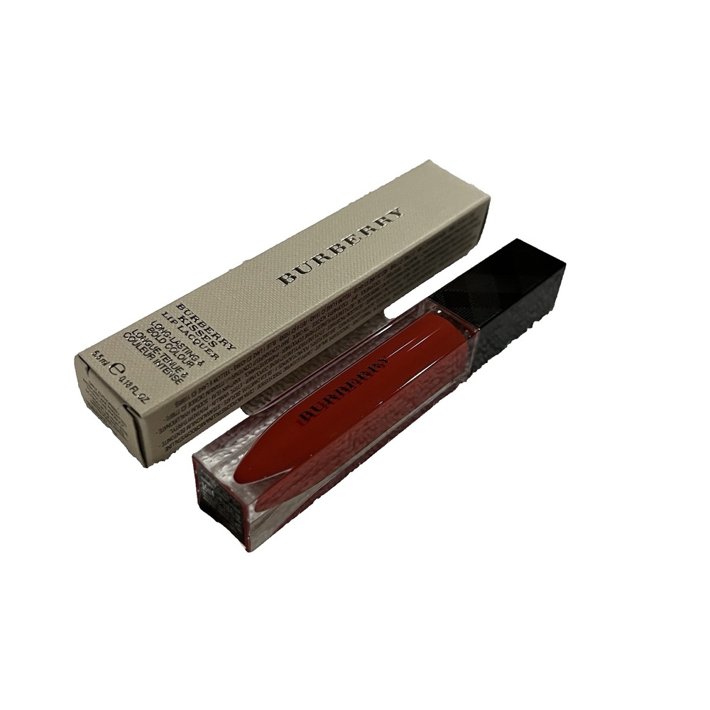Burberry Kisses Lip Lacquer Long Lasting Bold Color Lipstick Tangerine Red No.35